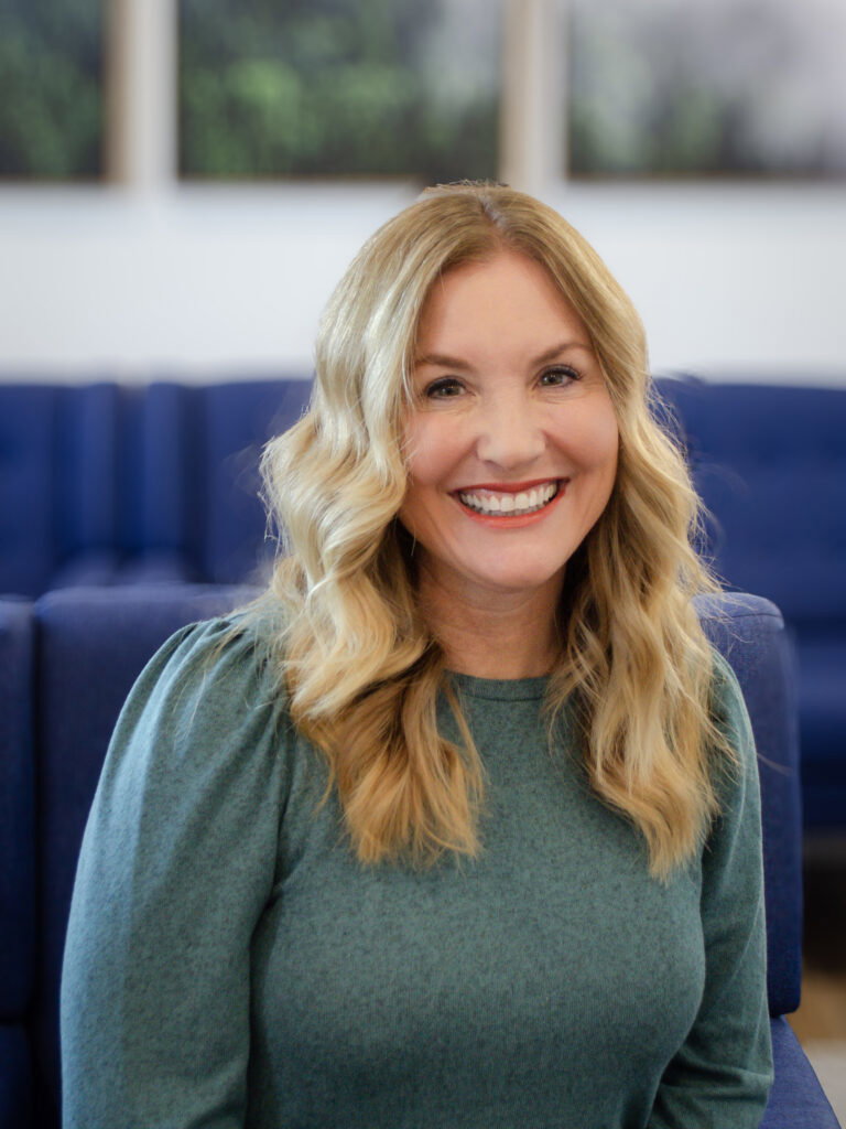 Elizabeth Nabavi - Clinical Audiologist